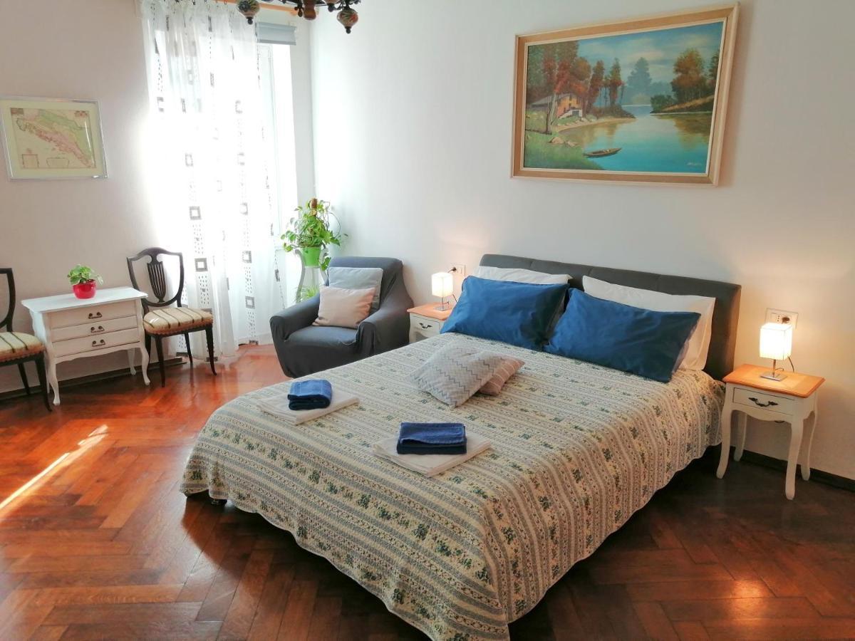 Guest House Barocco Rovinj Exteriör bild