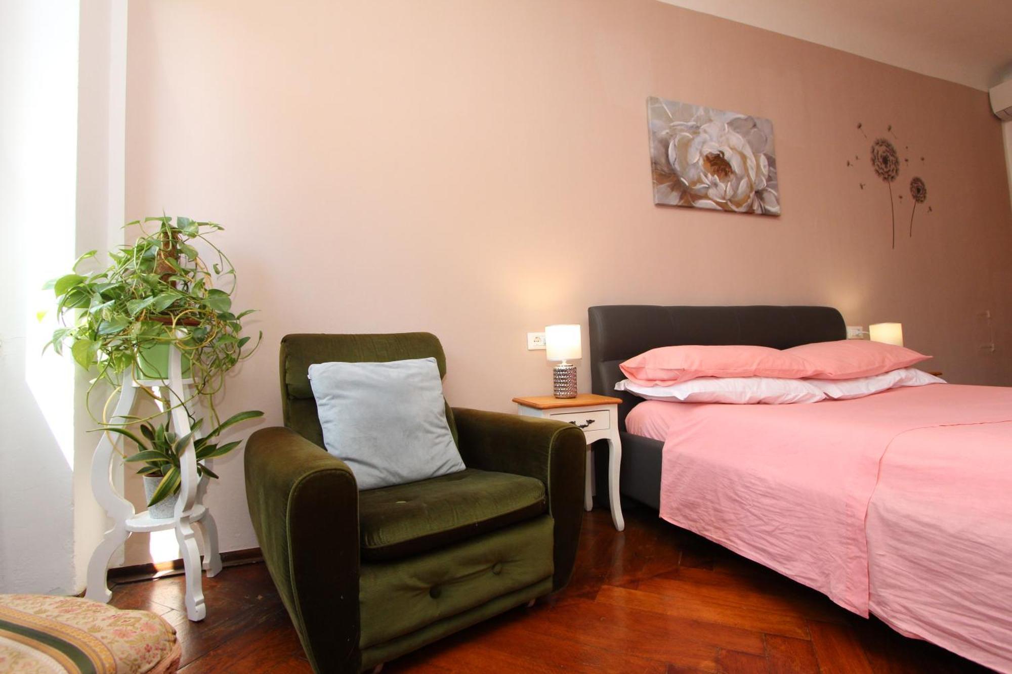 Guest House Barocco Rovinj Exteriör bild