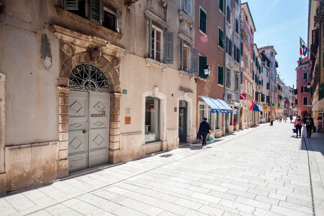 Guest House Barocco Rovinj Exteriör bild